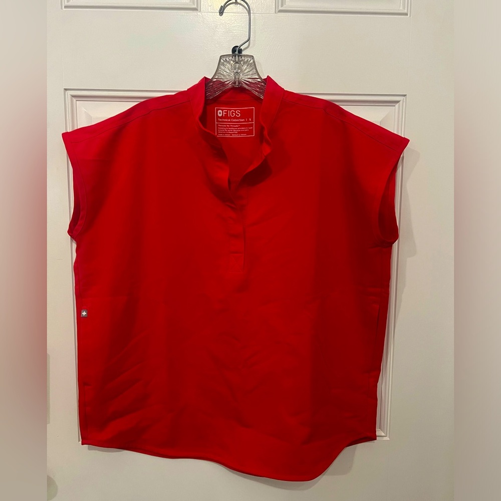 FIGS Neon Red Scrub Set - S top & MP pants